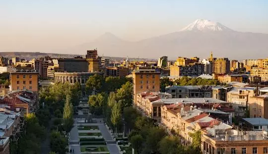 تور 4  روزه ایروان ویژه تیر